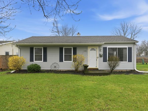1224 Bethany Lane, Fort Wayne, IN 46825
