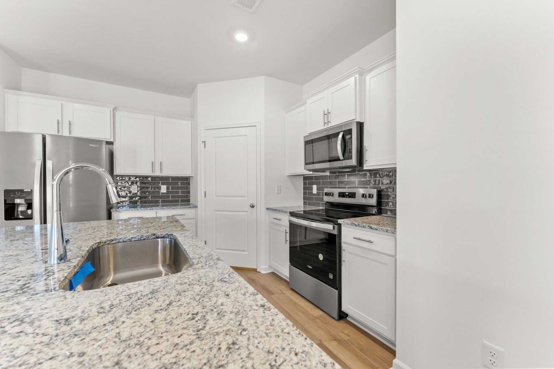 545 Honeyhill Loop Photo 16