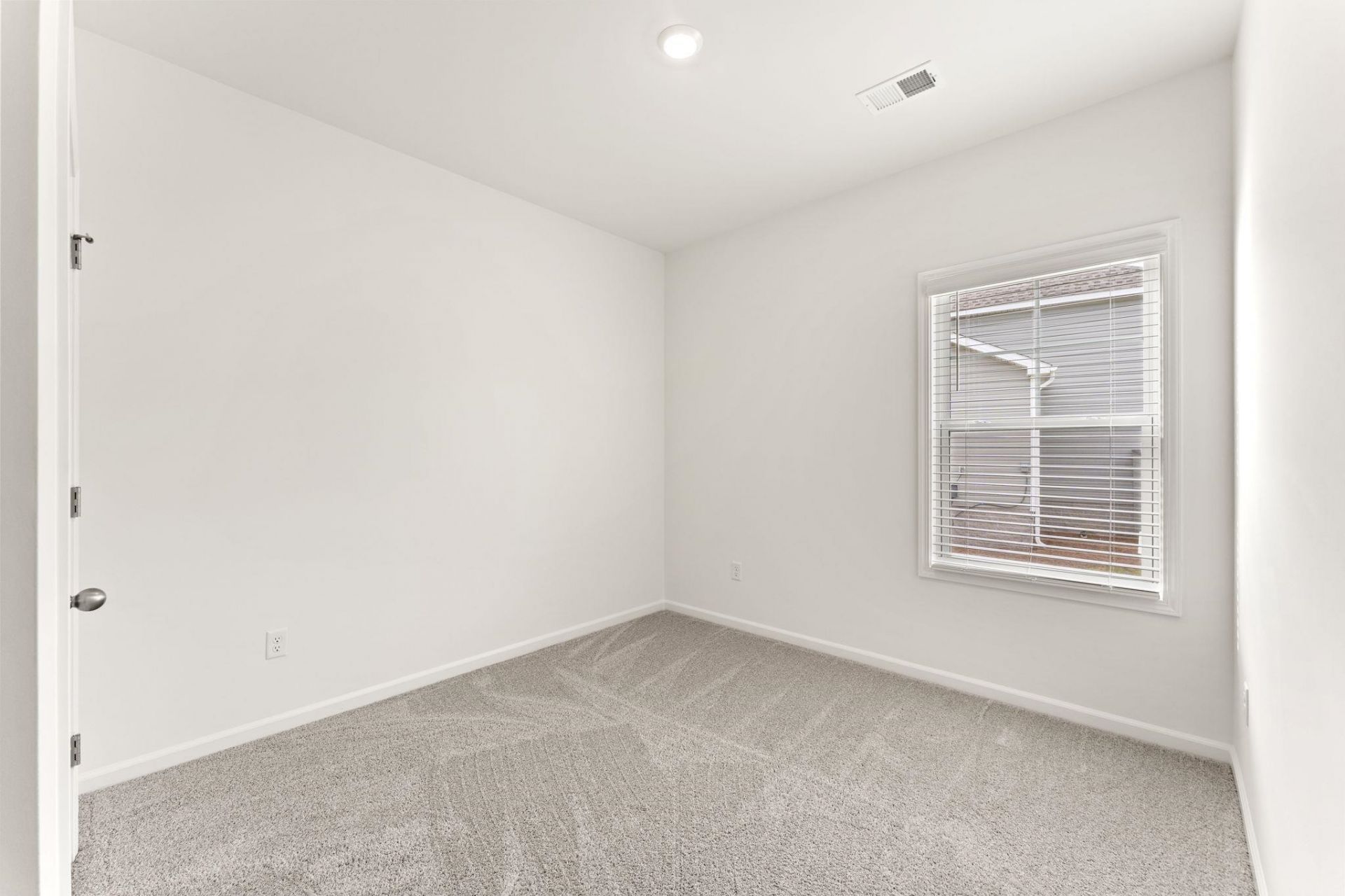 545 Honeyhill Loop Photo 22