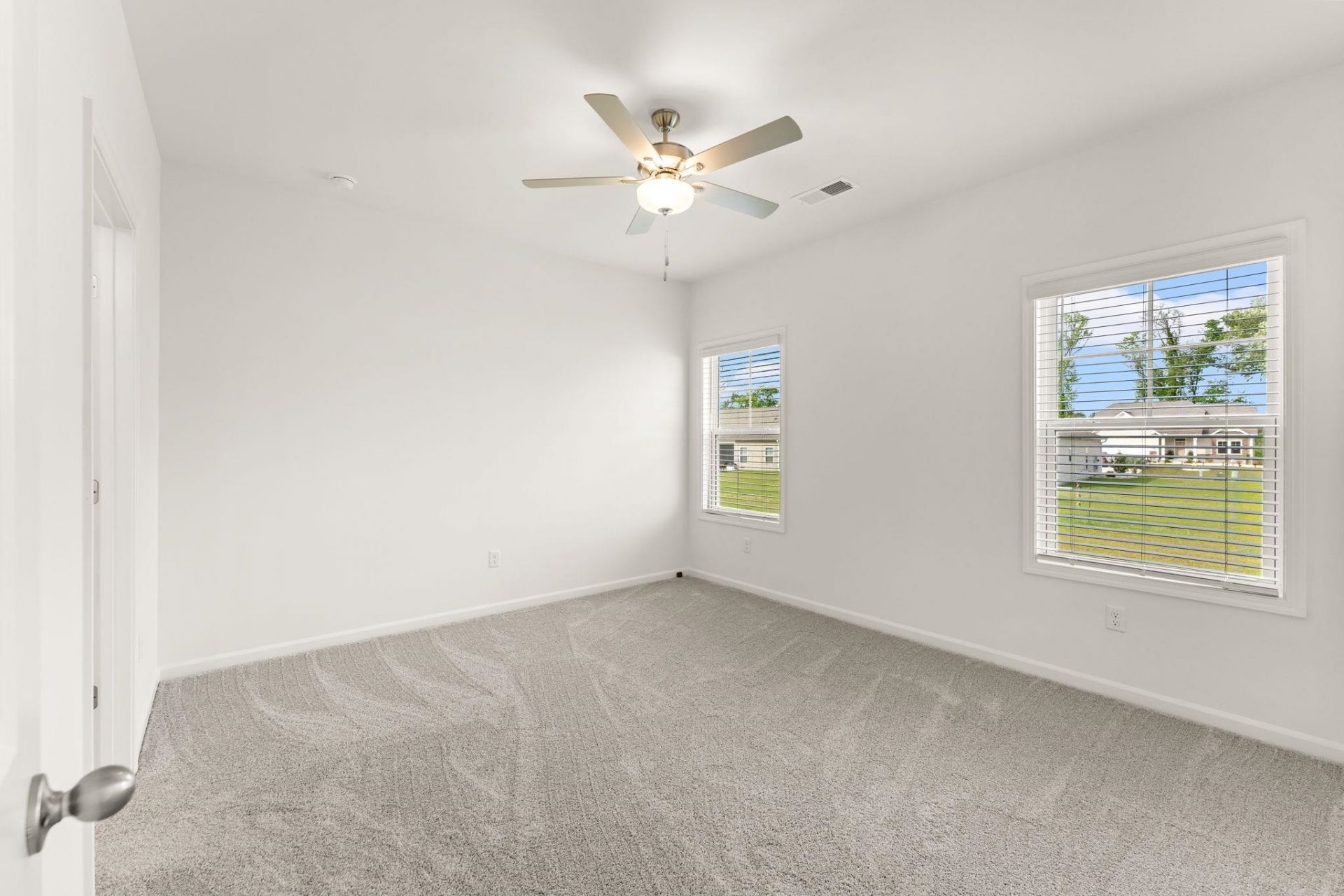 545 Honeyhill Loop Photo 26