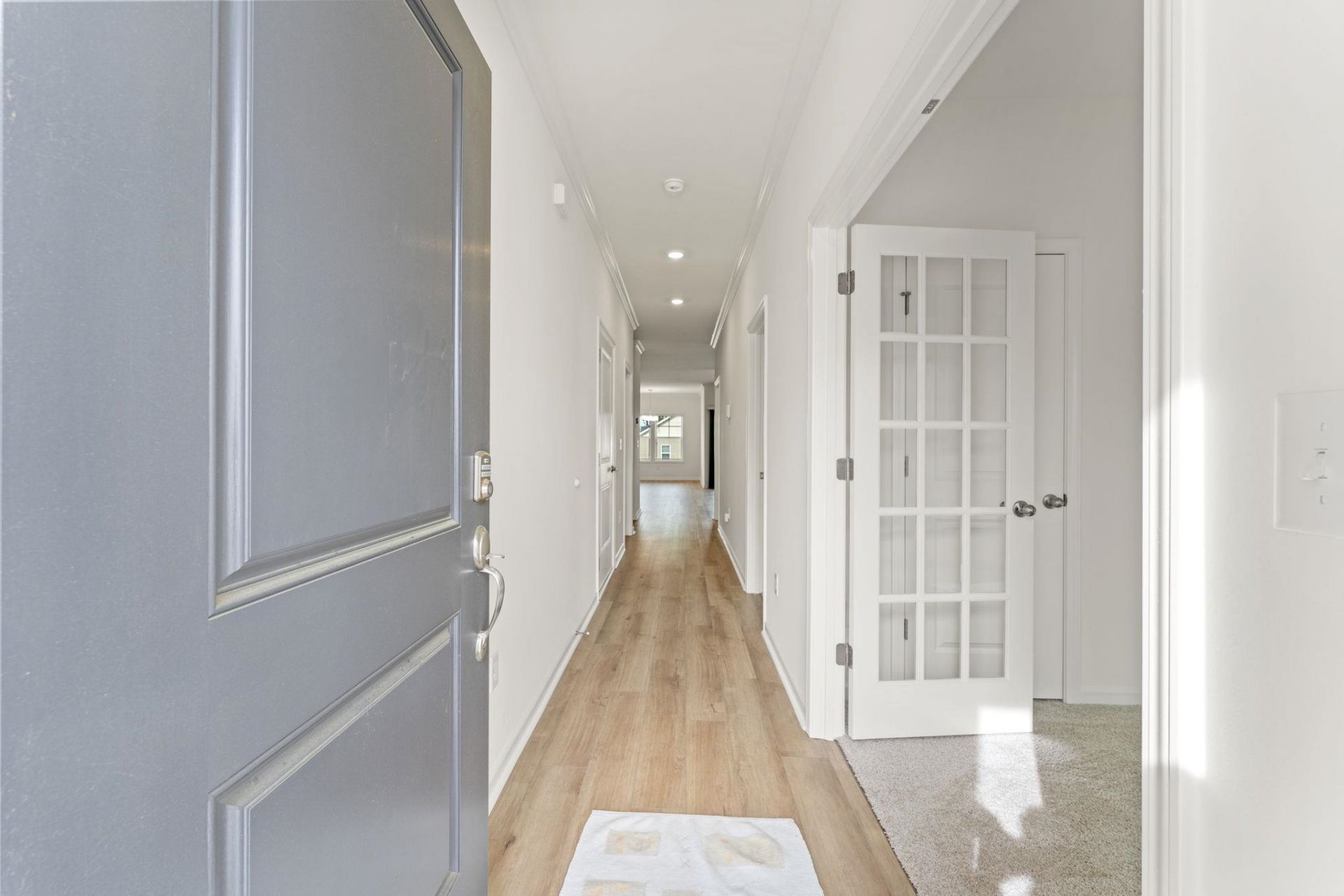 545 Honeyhill Loop Photo 4