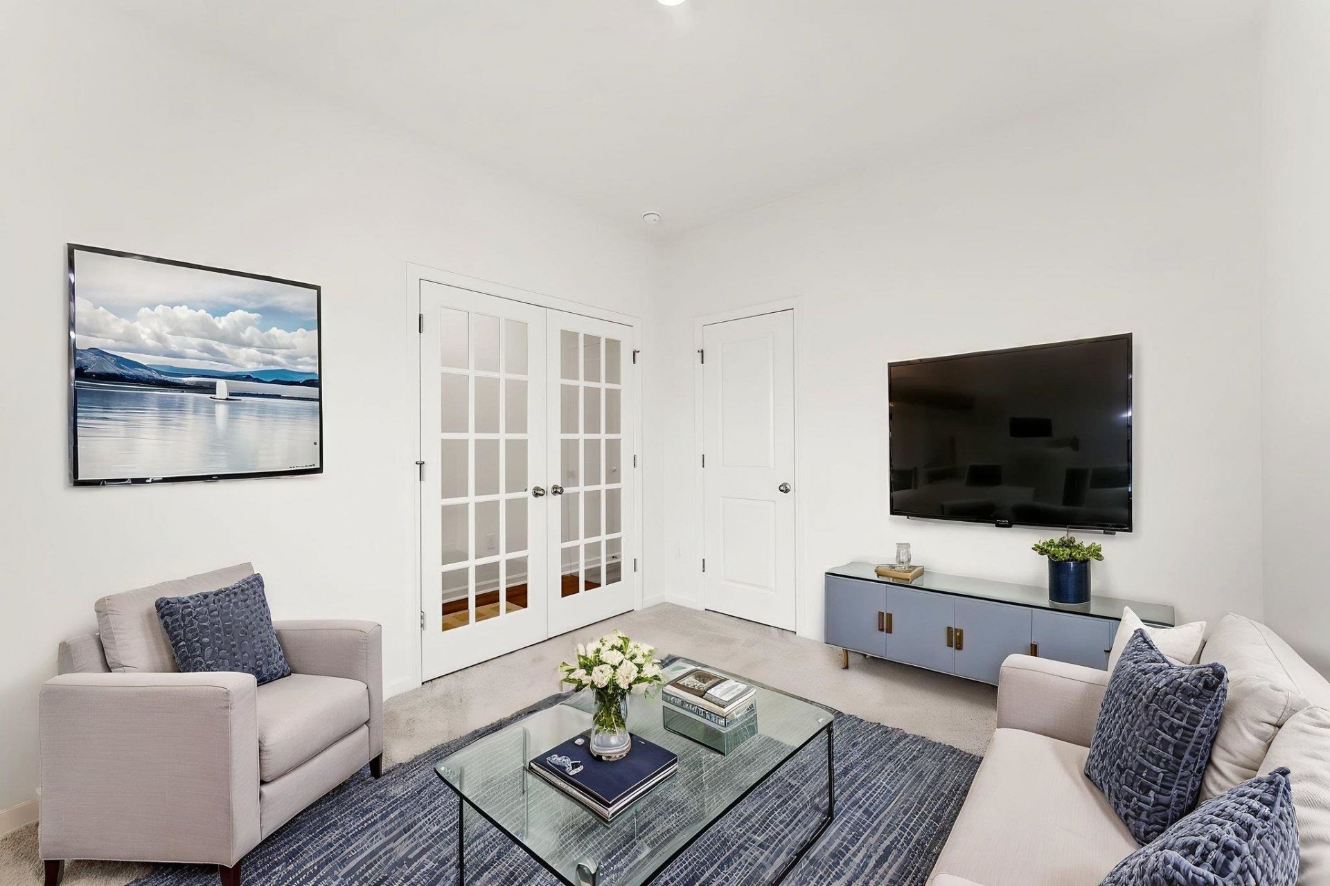 545 Honeyhill Loop Photo 7