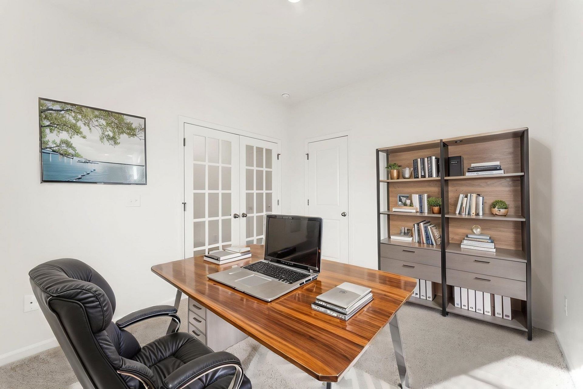 545 Honeyhill Loop Photo 8