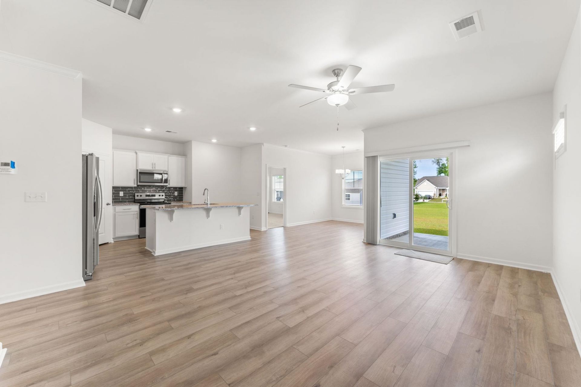 545 Honeyhill Loop Photo 9