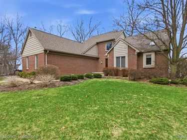 12170 Shaffer Road, Springfield Twp, MI 48350