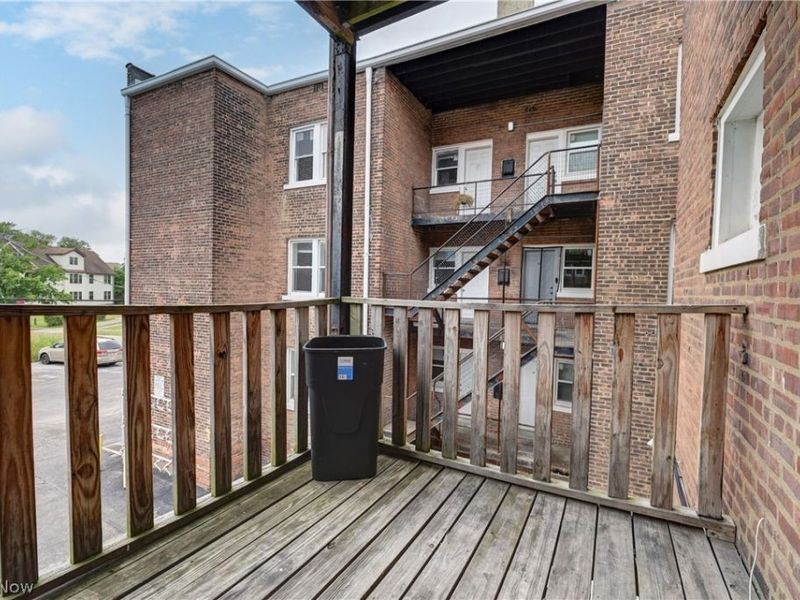 14120 Superior Road, Cleveland, OH 44118 Photo 24