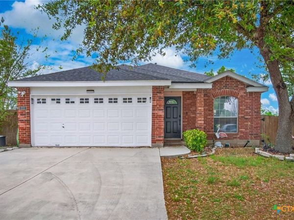 211 Starling Creek, New Braunfels, TX 78130