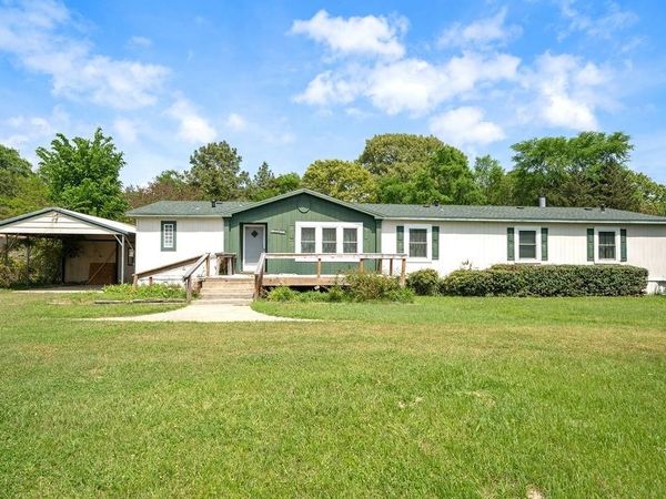 21133 Joe Paul Lane, Chandler, TX 75758