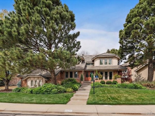 2171 S Parfet Drive, Lakewood, CO 80227