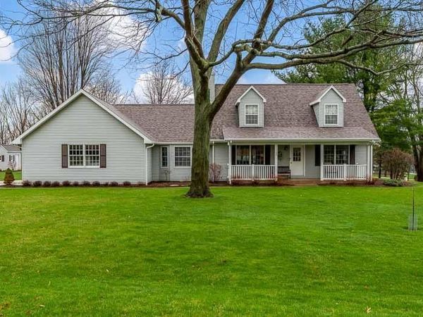 11548 CHATT Court, ROSCOE, IL 61073