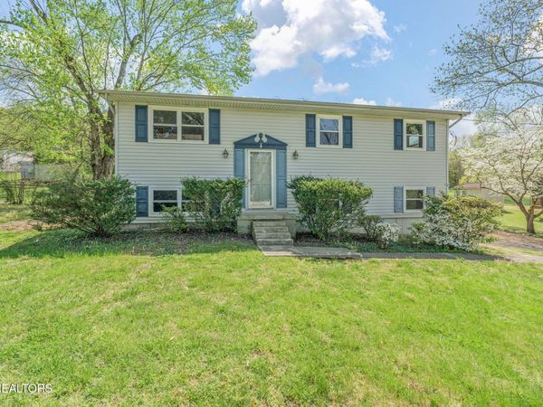 10824 Ashford Drive, Knoxville, TN 37934