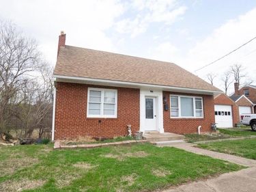 375 S 7TH STREET, HARRISBURG, PA 17113