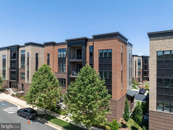 43442 CROSON LANE, Unit 100, ASHBURN, VA 20148