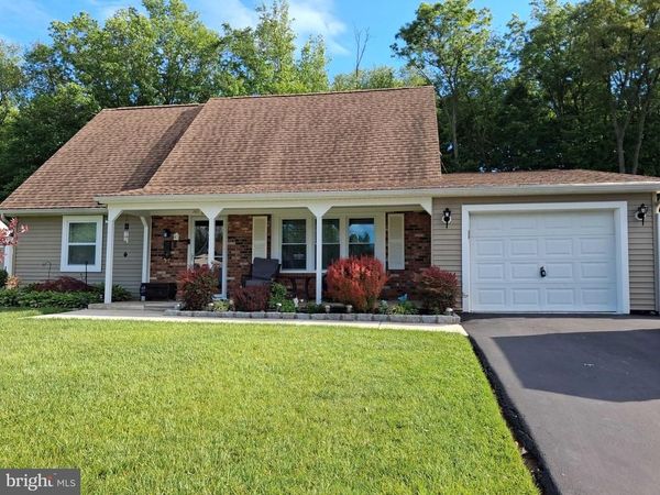 41 EVERGREEN DRIVE, WILLINGBORO, NJ 08046