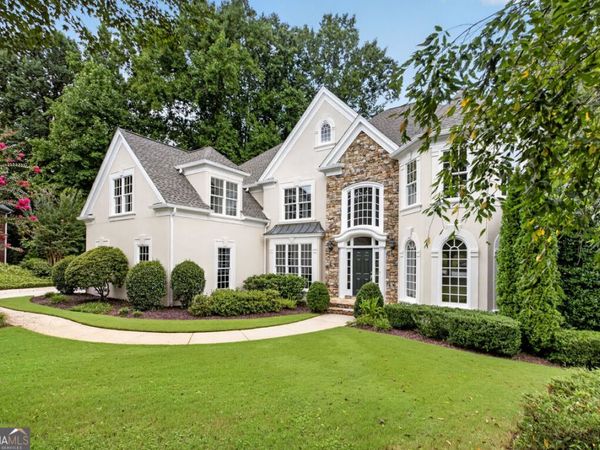 6130 Banbury Court, Suwanee, GA 30024