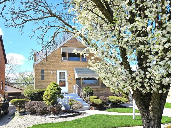 6940 N Ottawa Avenue, Chicago, IL 60631