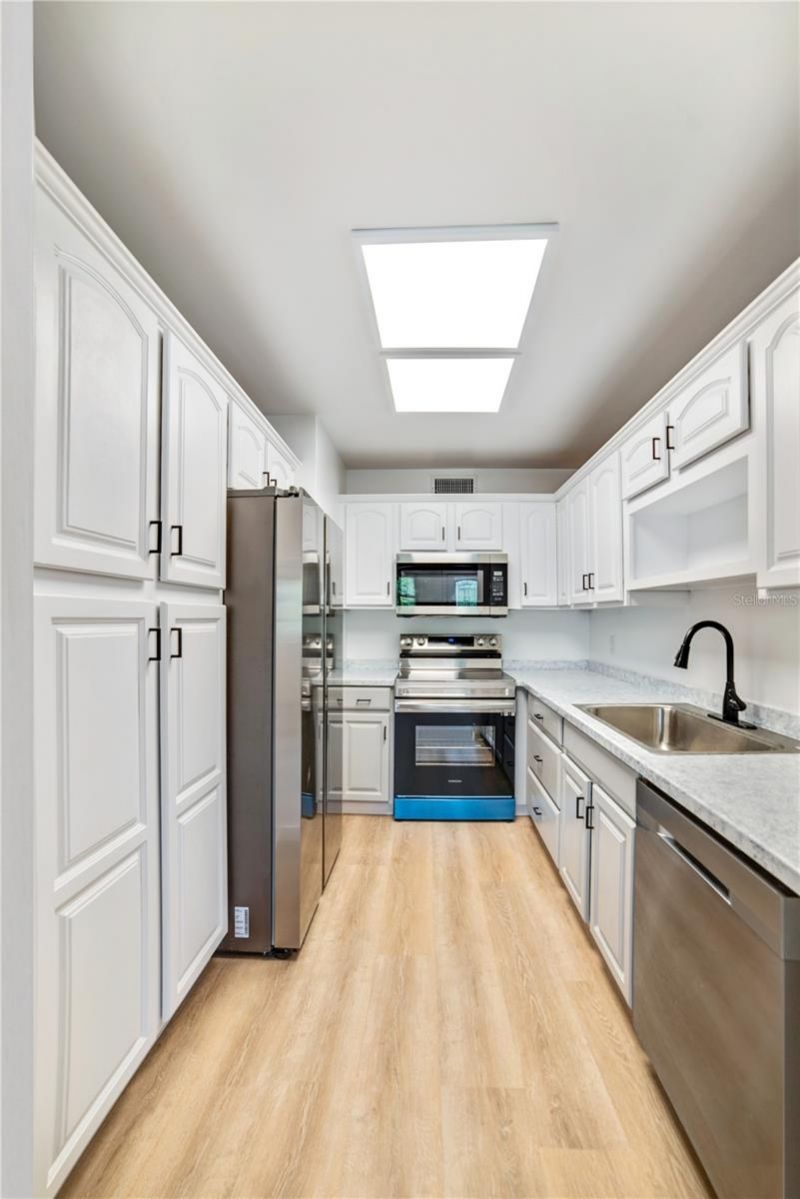 4413 W Rogers Avenue, Tampa, FL 33611 Photo