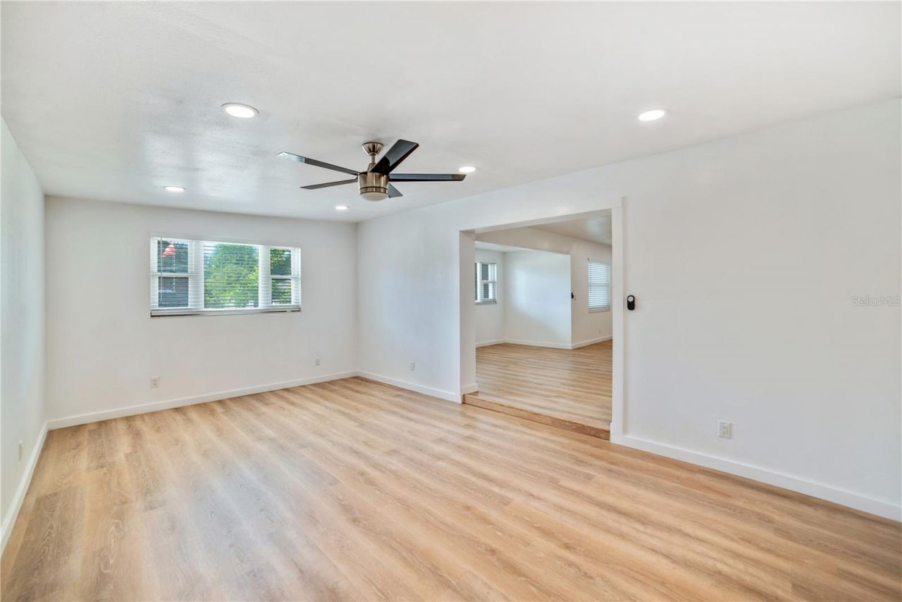 4413 W Rogers Avenue, Tampa, FL 33611 Photo