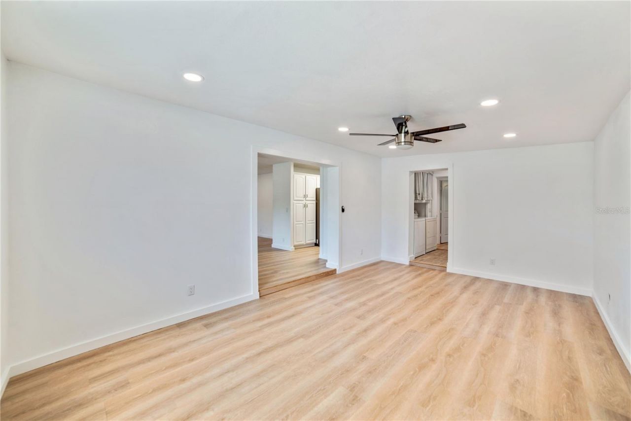 4413 W Rogers Avenue, Tampa, FL 33611 Photo