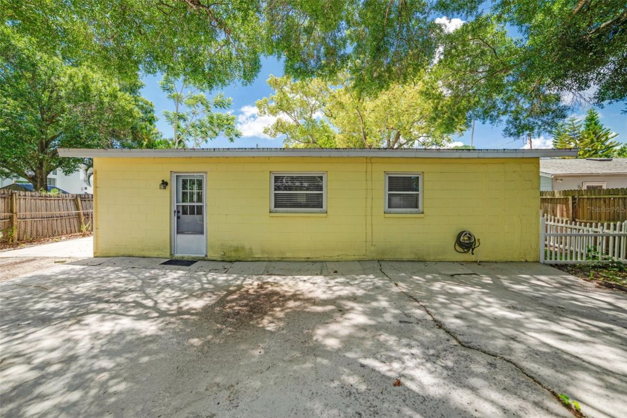 4413 W Rogers Avenue, Tampa, FL 33611 Photo