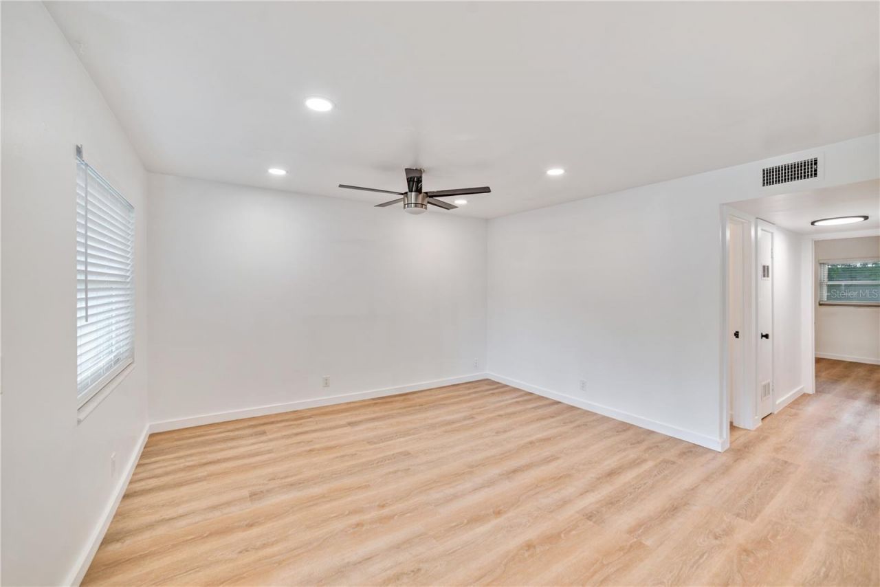 4413 W Rogers Avenue, Tampa, FL 33611 Photo