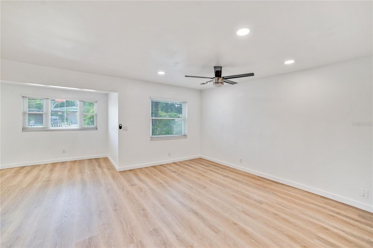 4413 W Rogers Avenue, Tampa, FL 33611 Photo