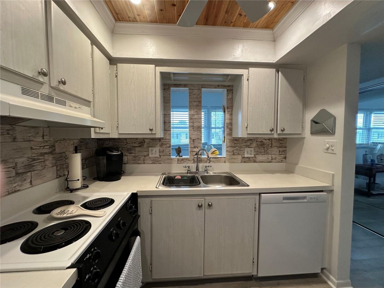 204 46th Avenue Terrace W, Unit 410, Bradenton, FL 34207 Photo