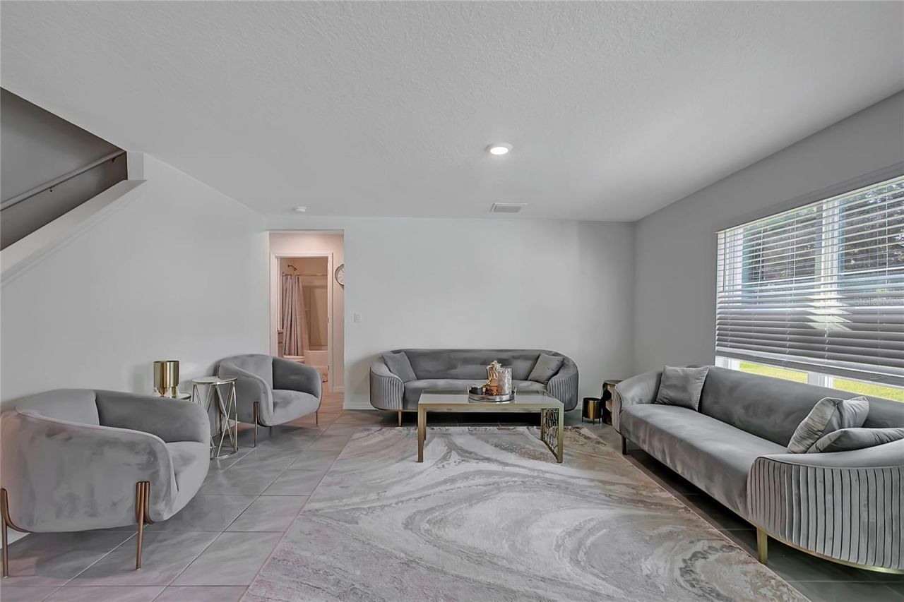 7737 Rosewood Garden Loop , Tampa, FL 33637 Photo