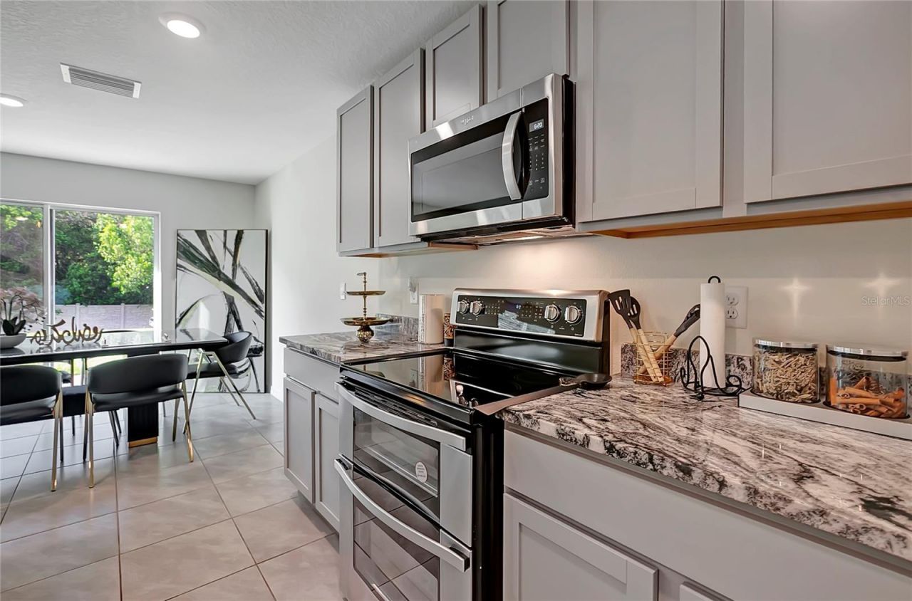 7737 Rosewood Garden Loop , Tampa, FL 33637 Photo