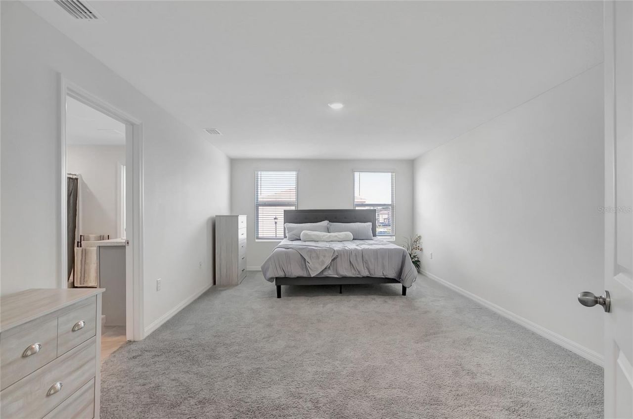 7737 Rosewood Garden Loop , Tampa, FL 33637 Photo