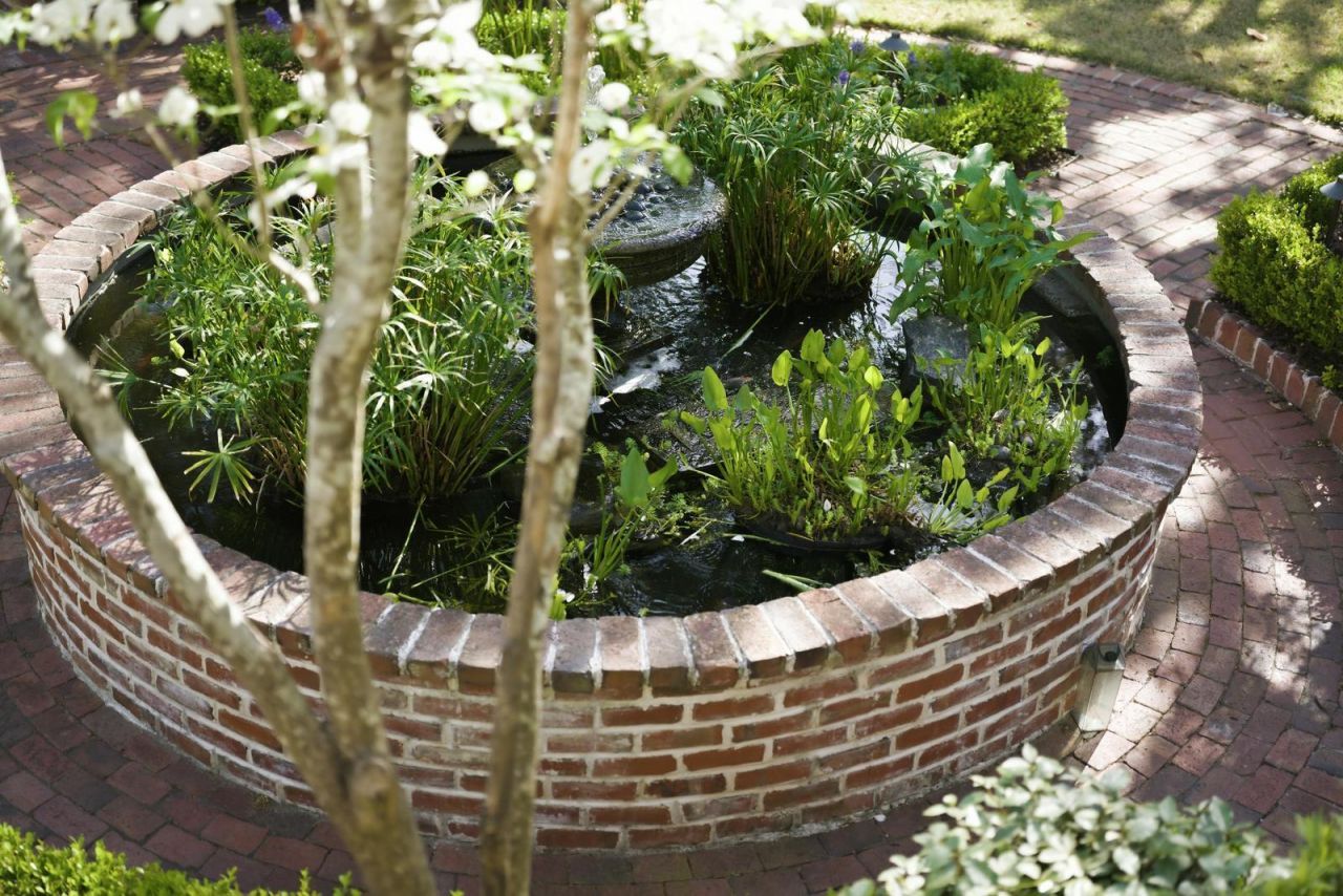 140 Queen Street Photo 119