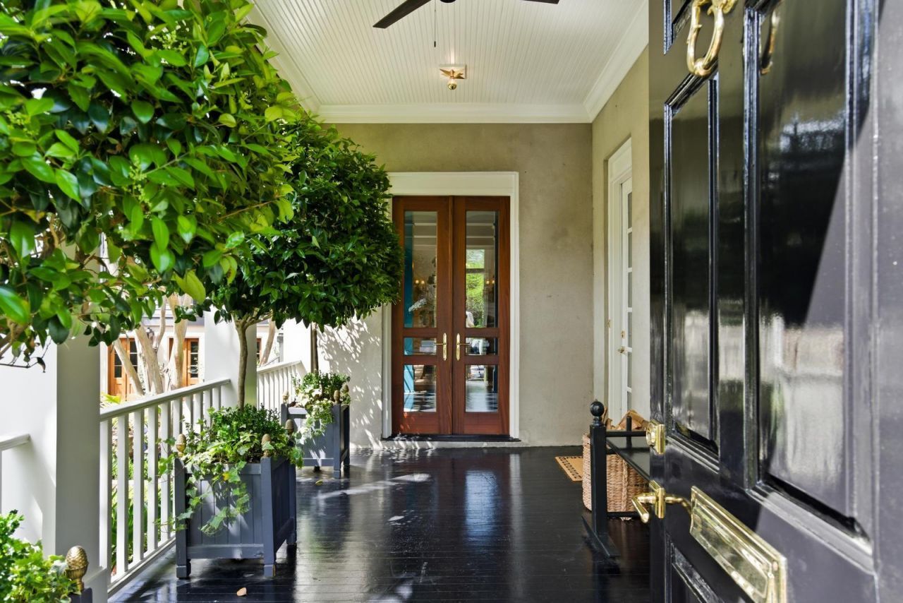 140 Queen Street Photo 12