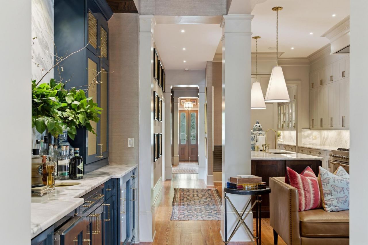 140 Queen Street Photo 30