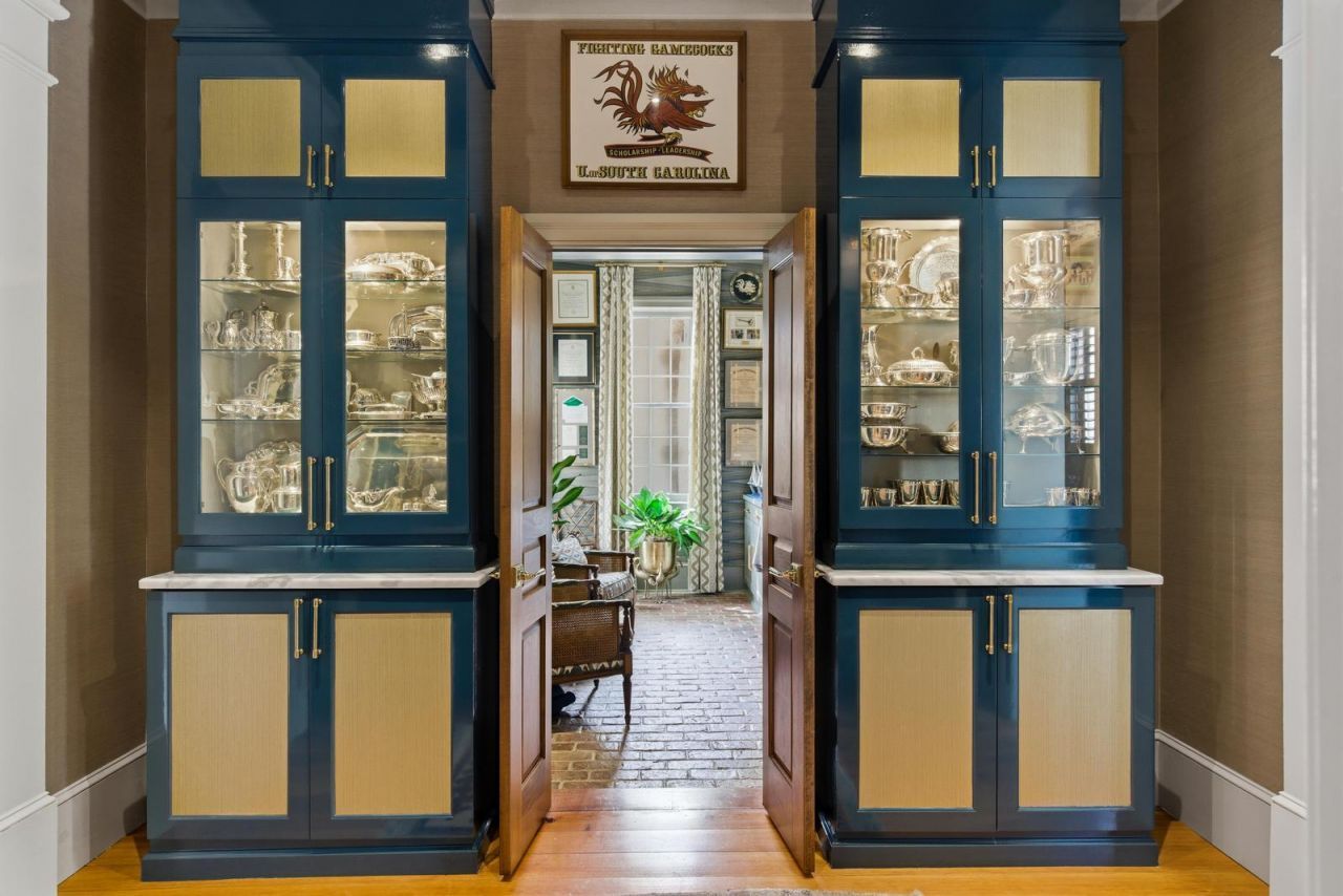 140 Queen Street Photo 46