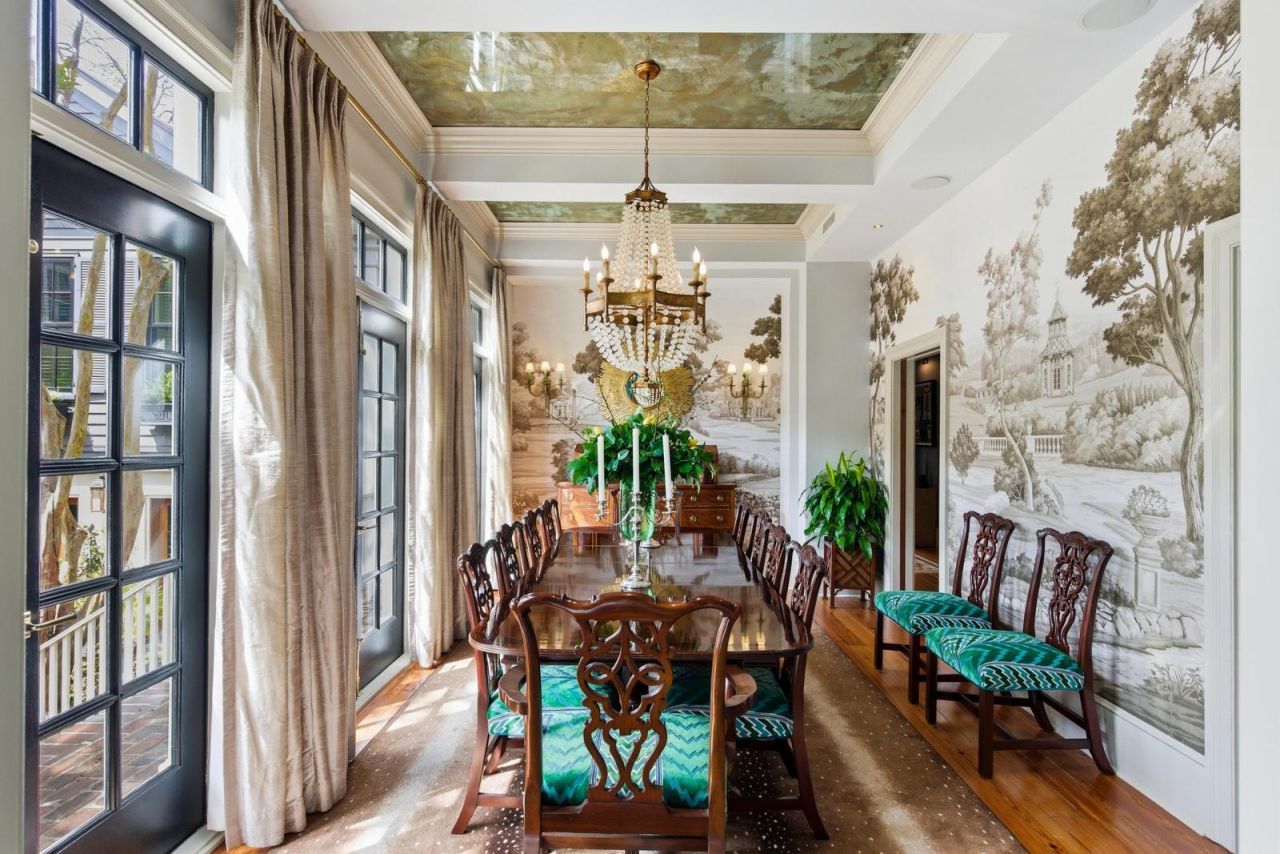 140 Queen Street Photo 5