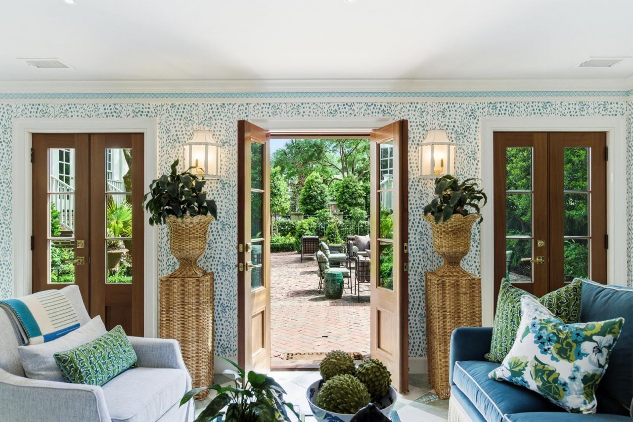 140 Queen Street Photo 76