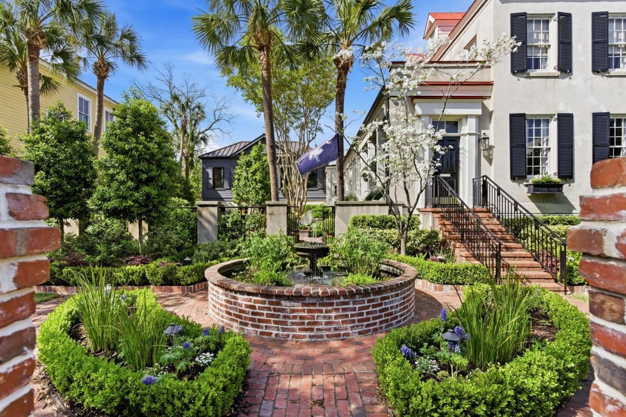 140 Queen Street Photo 9