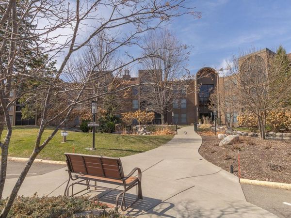 9700 Portland Avenue S, Unit 129, Bloomington, MN 55420