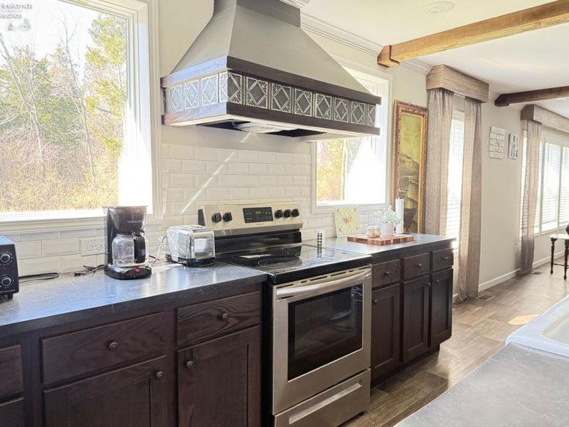 186 Hamilton Road, Kelleys Island, OH 43438 Photo 14