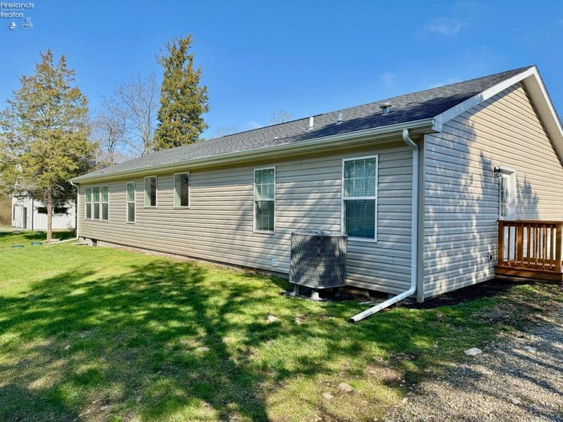 186 Hamilton Road, Kelleys Island, OH 43438 Photo 4