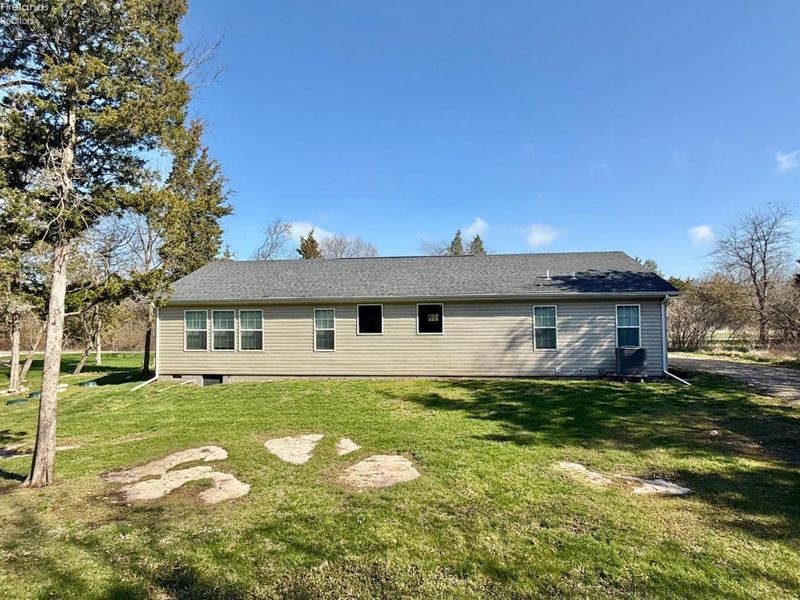 186 Hamilton Road, Kelleys Island, OH 43438 Photo 5