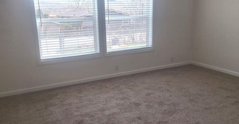 365 Martinez Drive, Sun Valley, NV 89433 Photo