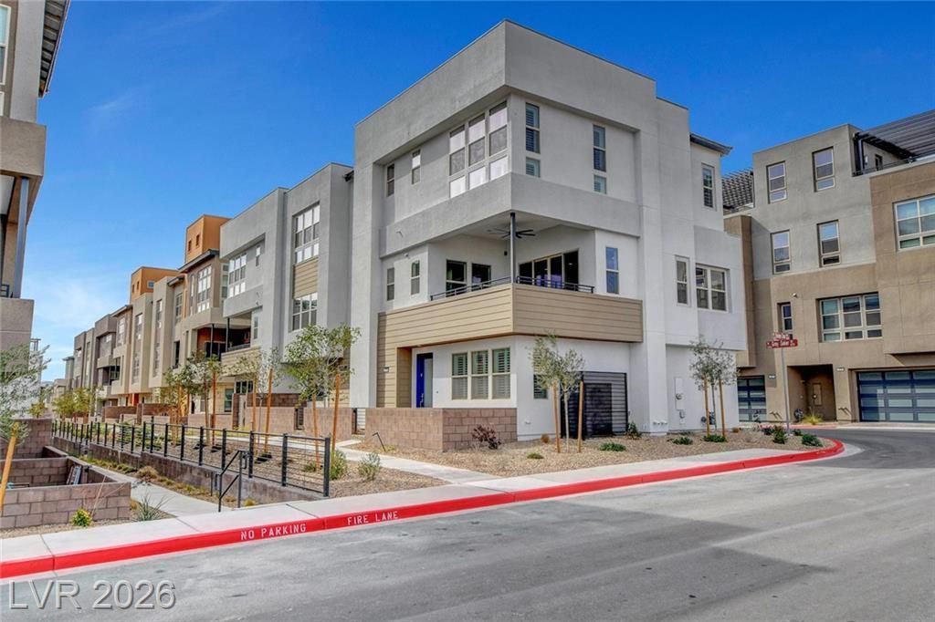 670 Grey Saker Street, Las Vegas, NV 89138 Main Photo