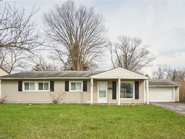 6255 Randolph Road, Bedford Heights, OH 44146