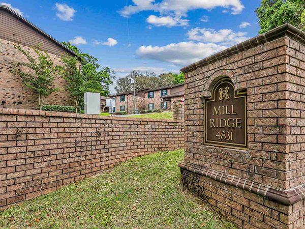 4831 E Olive Rd, Unit 2D, Pensacola, FL 32514