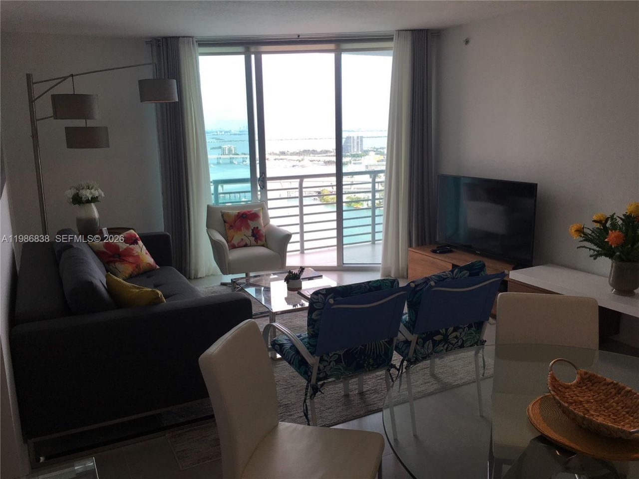 335 S Biscayne Blvd, Unit 3910, Miami, FL 33131 Photo