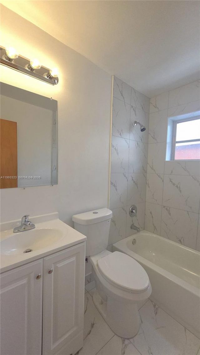 3066 NW 28th St, Miami, FL 33142 Photo