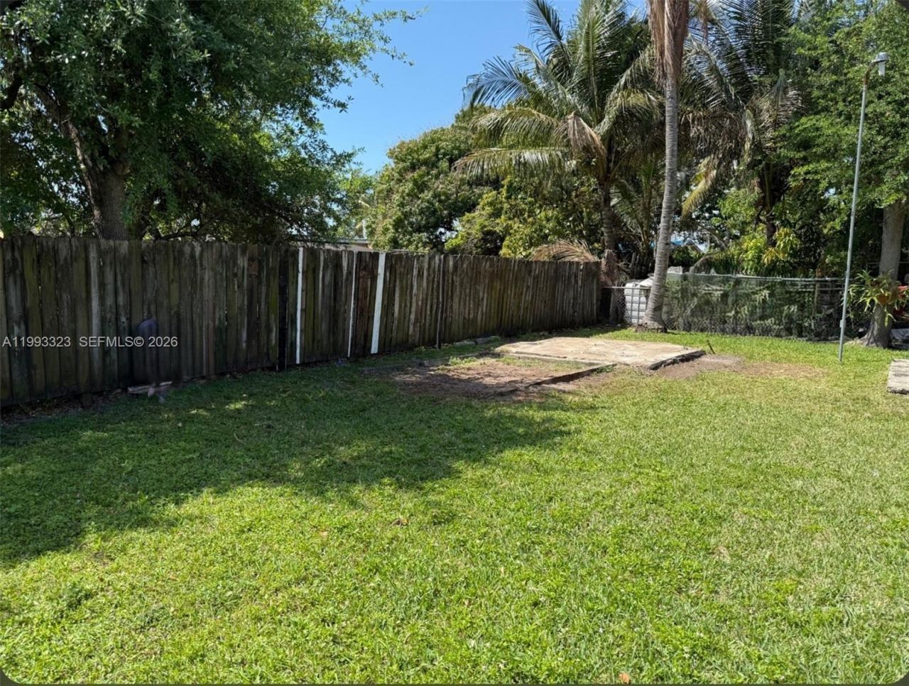 3066 NW 28th St , Miami, FL 33142 Photo