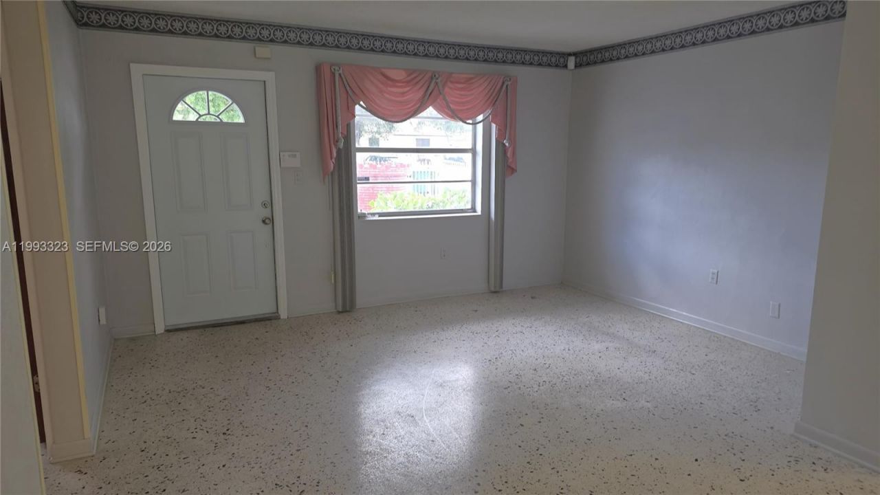 3066 NW 28th St, Miami, FL 33142 Photo