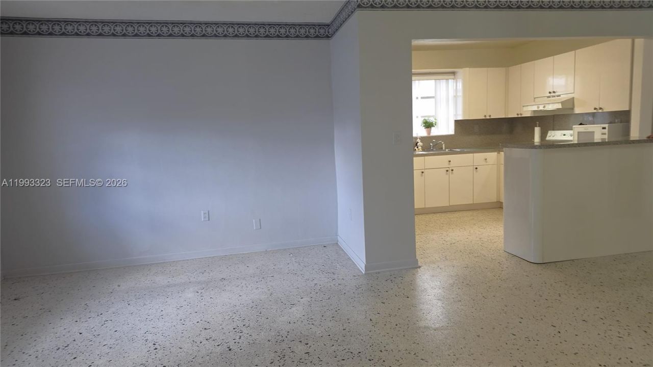 3066 NW 28th St, Miami, FL 33142 Photo